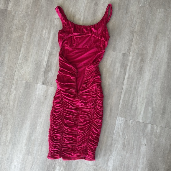 Bebe Dress - Picture 4 of 10